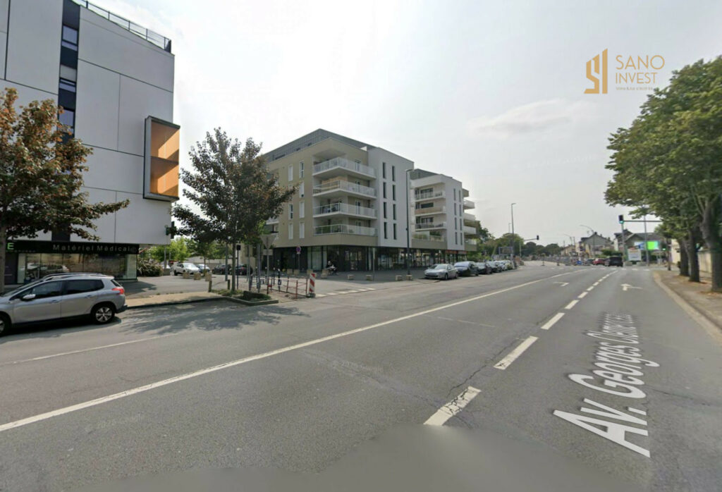LOCAL COMMERCIAL 78 M2 – AV GEORGES CLEMENCEAU