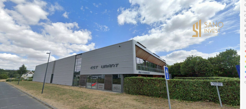 À LOUER – LOCAL COMMERCIAL 326 M2 –  EMPLACEMENT STRATÉGIQUE – LOUVIGNY