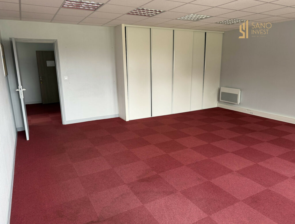 ÉPRON TECHNOPARK – BUREAUX DE 104 M² À LOUER AU RDC