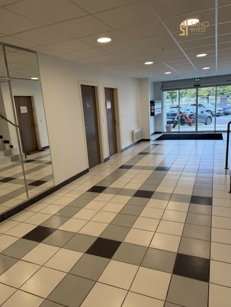 EMPLACEMENT STRATEGIQUE – BUREAUX 75 M2