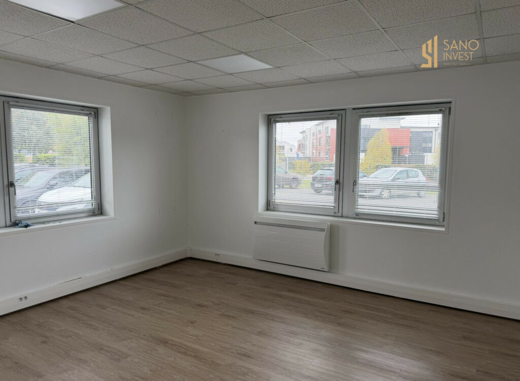 ÉPRON TECHNOPARK – BUREAUX DE 125 M² À LOUER AU RDC